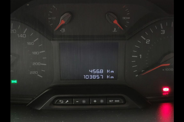 Peugeot Partner 1.5BlueHDI 100pk Trekhaak Imperiaal Euro 6! Peugeot Partner 1.5BlueHDI 100pk Trekhaak Imperiaal Euro 6!