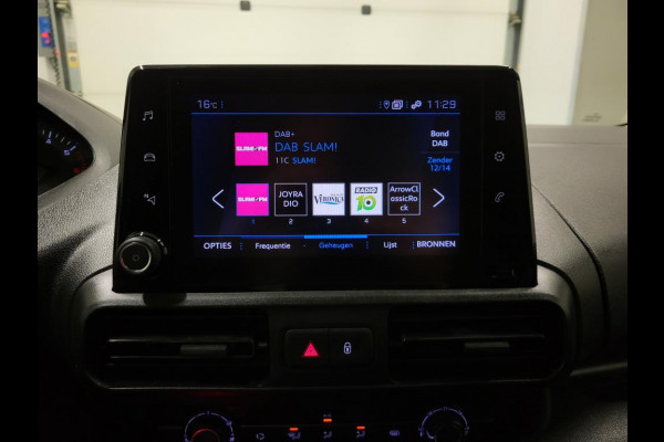 Peugeot Partner 1.5BlueHDI 100pk Trekhaak Imperiaal Euro 6! Peugeot Partner 1.5BlueHDI 100pk Trekhaak Imperiaal Euro 6!