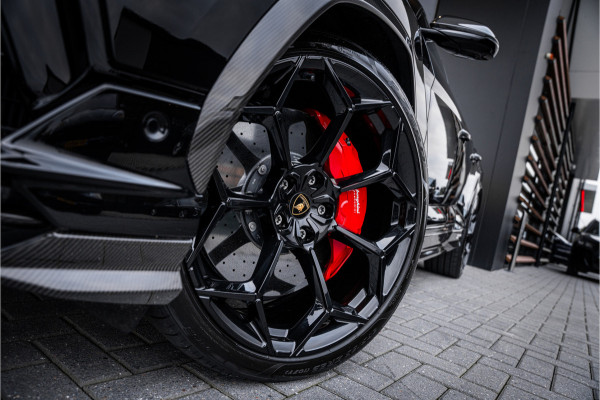 Lamborghini Urus 4.0 V8 Performante - Panorama | Full Carbon | Akrapovic | B&O Advanced | Massage