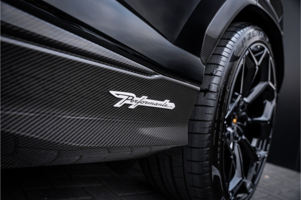 Lamborghini Urus 4.0 V8 Performante - Panorama | Full Carbon | Akrapovic | B&O Advanced | Massage