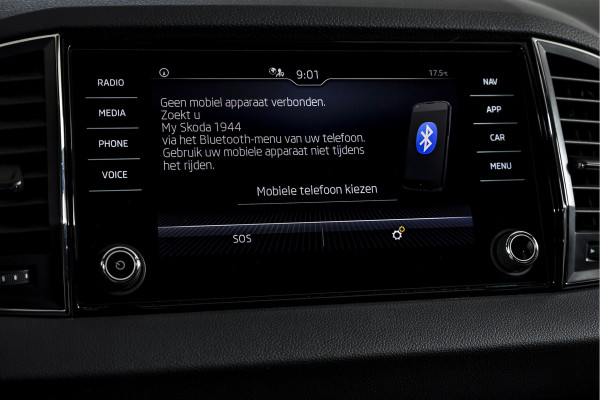 Škoda Karoq 1.5 TSI ACT 150 PK Business Edition - Automaat | Dig. Cockpit | Cruise | Stoel-+Stuurverw. | PDC | Camera | App. Connect | ECC | LED | LM 17" | 1944