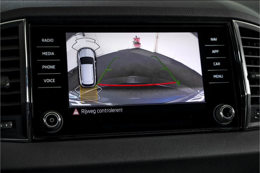 Škoda Karoq 1.5 TSI ACT 150 PK Business Edition - Automaat | Dig. Cockpit | Cruise | Stoel-+Stuurverw. | PDC | Camera | App. Connect | ECC | LED | LM 17" | 1944