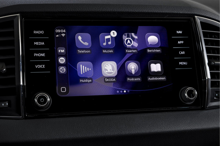 Škoda Karoq 1.5 TSI ACT 150 PK Business Edition - Automaat | Dig. Cockpit | Cruise | Stoel-+Stuurverw. | PDC | Camera | App. Connect | ECC | LED | LM 17" | 1944