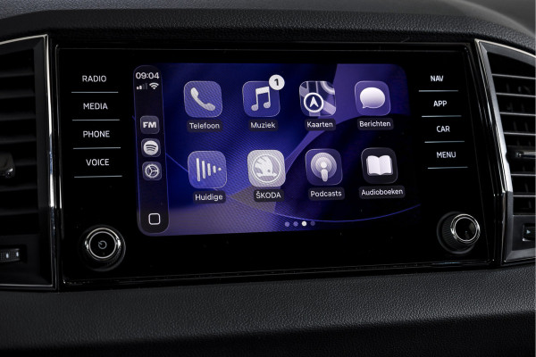 Škoda Karoq 1.5 TSI ACT 150 PK Business Edition - Automaat | Dig. Cockpit | Cruise | Stoel-+Stuurverw. | PDC | Camera | App. Connect | ECC | LED | LM 17" | 1944