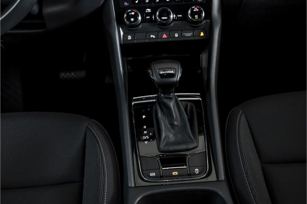 Škoda Karoq 1.5 TSI ACT 150 PK Business Edition - Automaat | Dig. Cockpit | Cruise | Stoel-+Stuurverw. | PDC | Camera | App. Connect | ECC | LED | LM 17" | 1944
