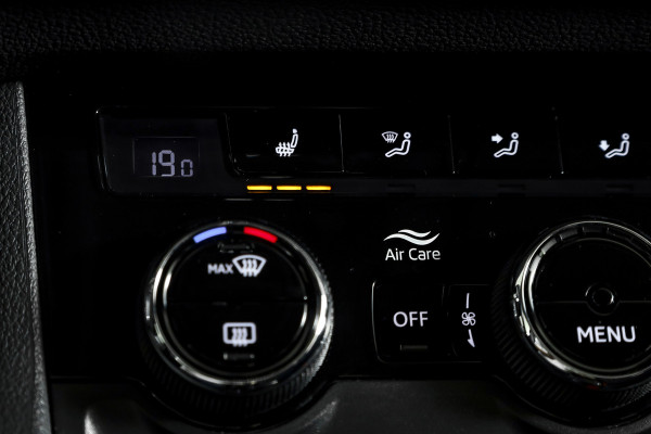 Škoda Karoq 1.5 TSI ACT 150 PK Business Edition - Automaat | Dig. Cockpit | Cruise | Stoel-+Stuurverw. | PDC | Camera | App. Connect | ECC | LED | LM 17" | 1944