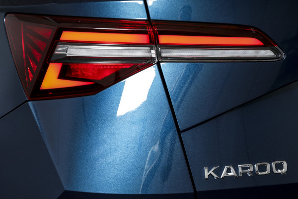 Škoda Karoq 1.5 TSI ACT 150 PK Business Edition - Automaat | Dig. Cockpit | Cruise | Stoel-+Stuurverw. | PDC | Camera | App. Connect | ECC | LED | LM 17" | 1944