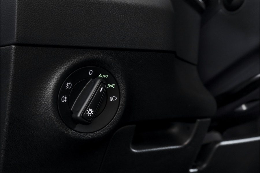 Škoda Karoq 1.5 TSI ACT 150 PK Business Edition - Automaat | Dig. Cockpit | Cruise | Stoel-+Stuurverw. | PDC | Camera | App. Connect | ECC | LED | LM 17" | 1944