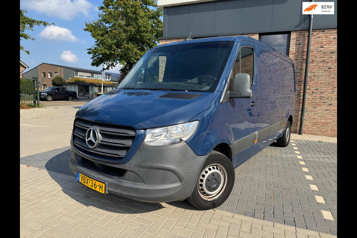 Mercedes-Benz Sprinter 311 2.2 CDI L2H2 Mercedes-Benz Sprinter 311 2.2 CDI L2H2
