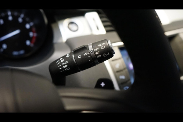 Land Rover Range Rover Evoque 2.0 Si4 SE 4WD AUTOMAAT-BLACK EDITION-CLIMA-CAMERA-DAB-LED-LEDER-NAVI-PANORAMA-WINTERPAKKET