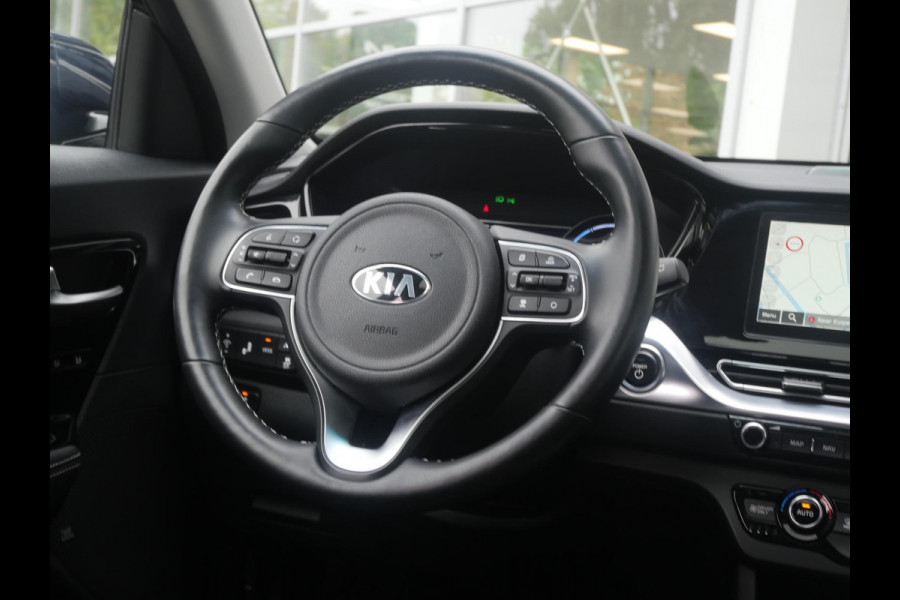 Kia e-Niro ExecutiveLine 64 kWh | 3Fase | Schuif/kantel dak | Stoel verwarming / ventilatie |