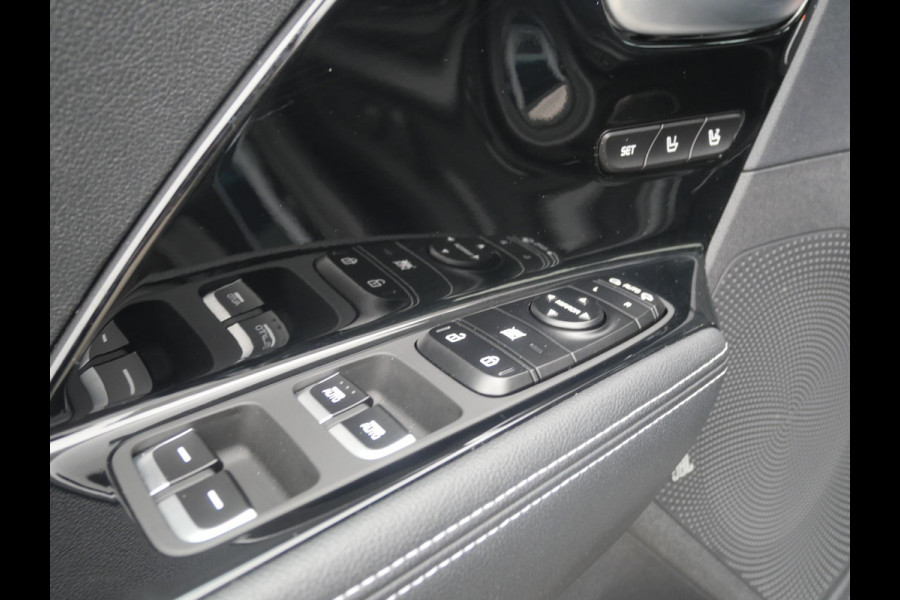 Kia e-Niro ExecutiveLine 64 kWh | 3Fase | Schuif/kantel dak | Stoel verwarming / ventilatie |