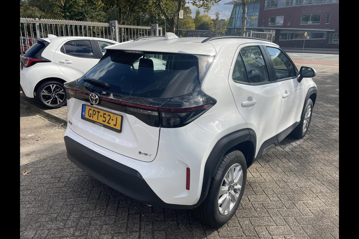 Toyota Yaris Cross 1.5 Hybrid 115 Active | Apple Carplay & AndroidAUTO | Adaptive cruise control | Camera Toyota Yaris Cross 1.5 Hybrid 115 Active | Apple Carplay & AndroidAUTO | Adaptive cruise control | Camera