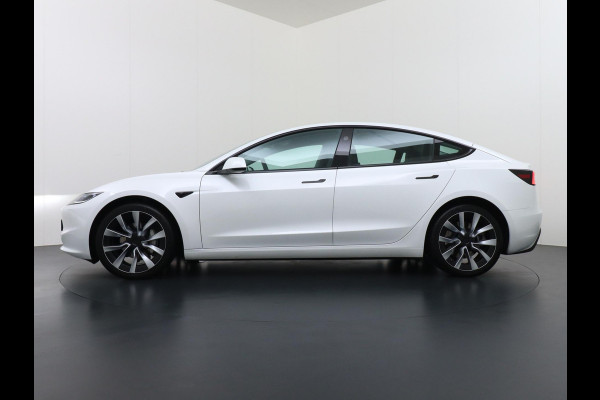 Tesla Model 3 Long Range AWD 78 kWh 1e Eigenaar | Origineel NL | BTW-Verrekenbaar | Fabrieksgarantie t/m 2027|