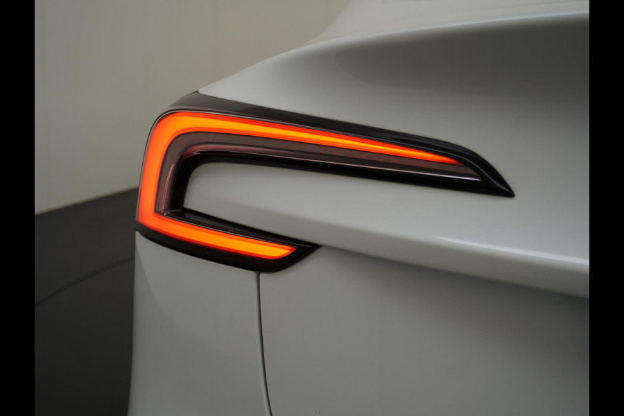 Tesla Model 3 Long Range AWD 78 kWh 1e Eigenaar | Origineel NL | BTW-Verrekenbaar | Fabrieksgarantie t/m 2027|