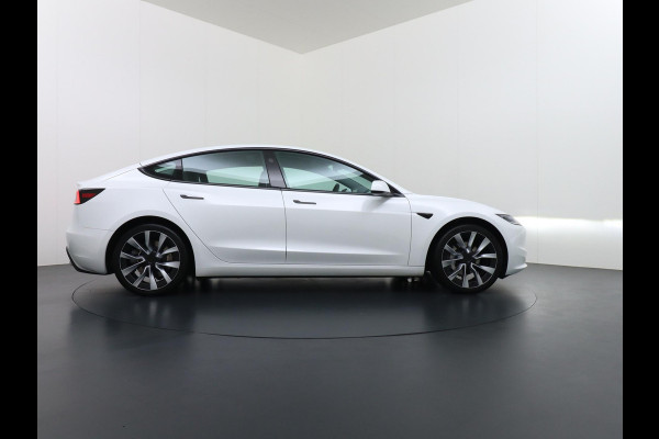 Tesla Model 3 Long Range AWD 78 kWh 1e Eigenaar | Origineel NL | BTW-Verrekenbaar | Fabrieksgarantie t/m 2027|