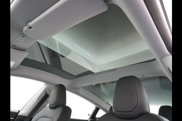 Tesla Model 3 Long Range AWD 78 kWh 1e Eigenaar | Origineel NL | BTW-Verrekenbaar | Fabrieksgarantie t/m 2027|