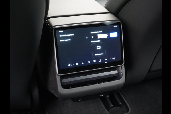 Tesla Model 3 Long Range AWD 78 kWh 1e Eigenaar | Origineel NL | BTW-Verrekenbaar | Fabrieksgarantie t/m 2027|