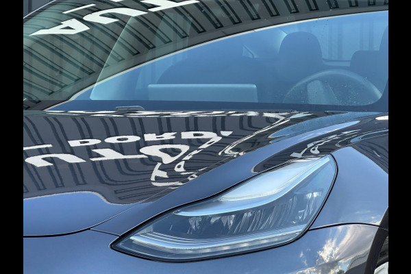 Tesla Model 3 Standard RWD Plus 60 kWh