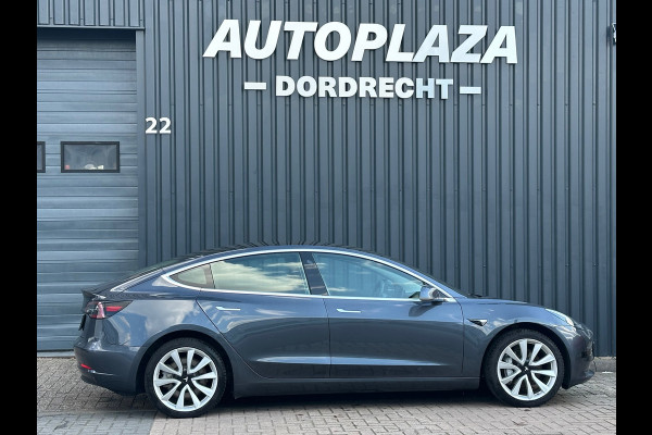 Tesla Model 3 Standard RWD Plus 60 kWh