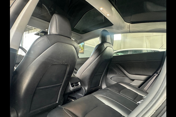 Tesla Model 3 Standard RWD Plus 60 kWh