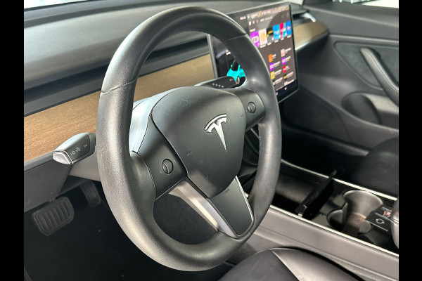 Tesla Model 3 Standard RWD Plus 60 kWh