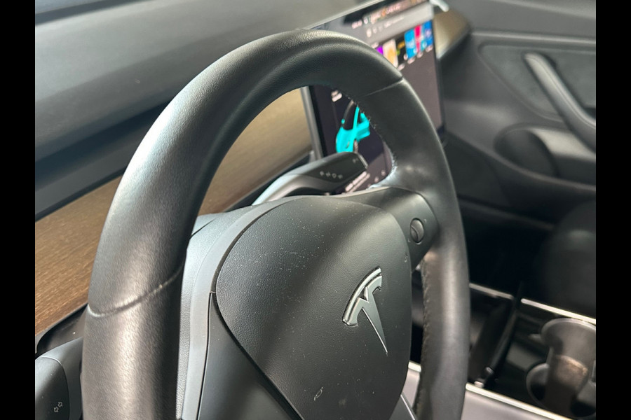 Tesla Model 3 Standard RWD Plus 60 kWh