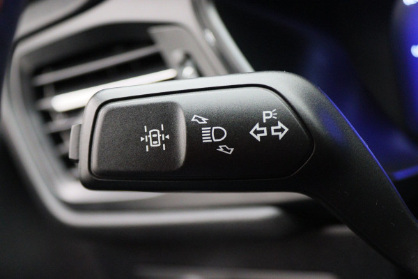 Ford Kuga 2.5 PHEV ST-Line Virtual Cockpit, ACC, Head-Up, B&O, Camera, Apple Carplay, Carbon, 18''
