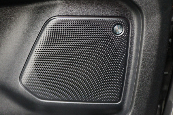 Ford Kuga 2.5 PHEV ST-Line Virtual Cockpit, ACC, Head-Up, B&O, Camera, Apple Carplay, Carbon, 18''