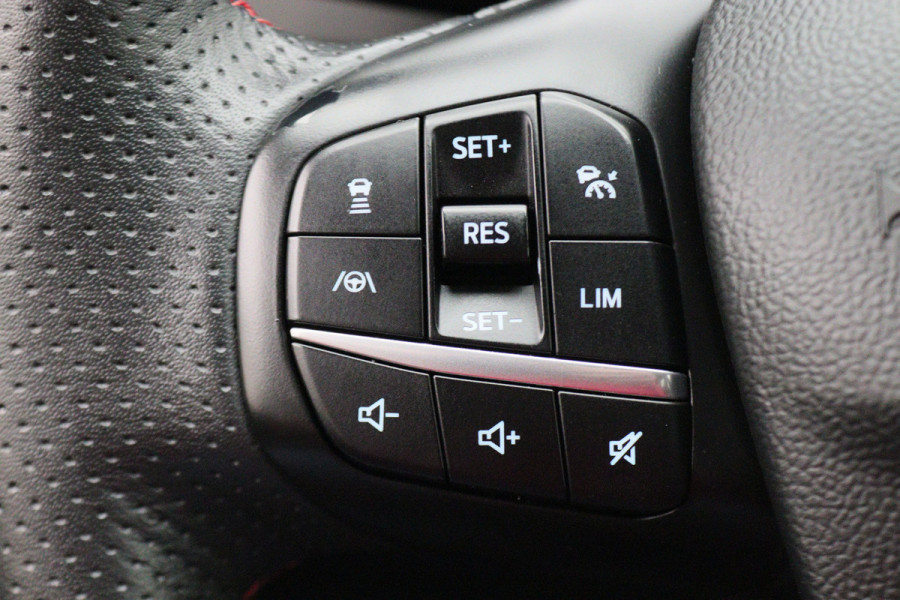 Ford Kuga 2.5 PHEV ST-Line Virtual Cockpit, ACC, Head-Up, B&O, Camera, Apple Carplay, Carbon, 18''