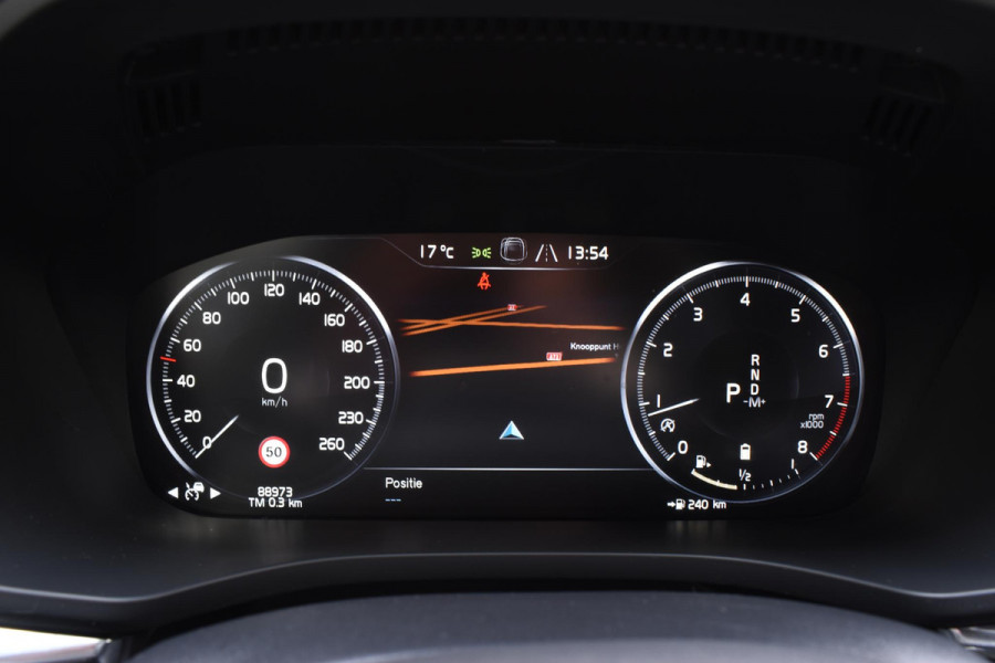 Volvo XC60 B5 264PK Automaat Inscription / Navigatie / 360 Camera / Adaptieve Cruise Control / Leder / LM Velgen / Trekhaak /