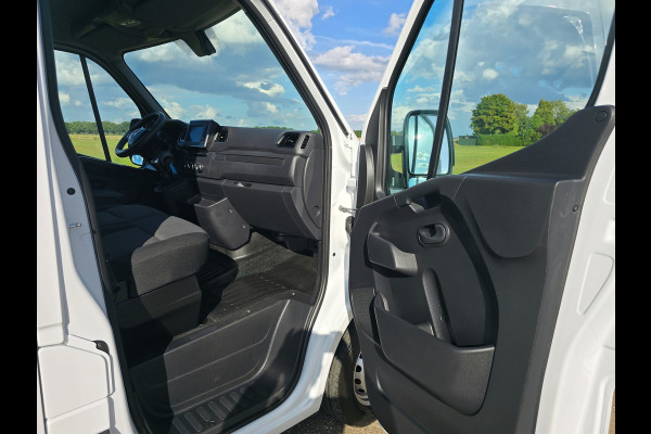 Renault Master T35 2.3 dCi 135 L2 H2 - 135 Pk - Euro 6 - Airco - Cruise Control