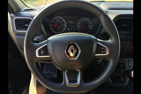 Renault Master T35 2.3 dCi 135 L2 H2 - 135 Pk - Euro 6 - Airco - Cruise Control