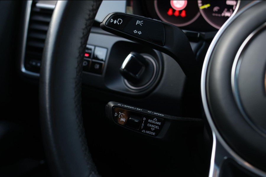 Porsche Cayenne Coupé 3.0 E-Hybrid *Pano*Sport Design*360 Camera*Soft-Close*Bose*