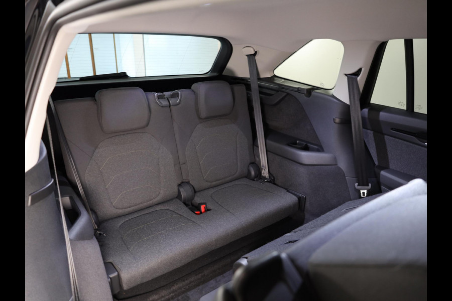 Škoda Kodiaq 1.5 TSI MHEV Business Edition 7p. 150 PK DSG | Verlengde garantie | 7 PERSOONS | Trekhaak | LED Matrix koplampen |