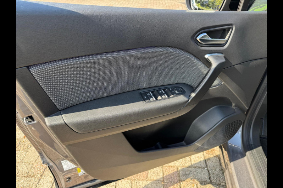 Renault Captur 1.6 E-Tech Full Hybrid 145 techno Nieuw Model! Navi / LM 17'' / camera / Apple & Android auto / P-sensoren