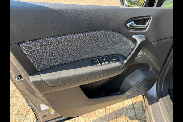 Renault Captur 1.6 E-Tech Full Hybrid 145 techno Nieuw Model! Navi / LM 17'' / camera / Apple & Android auto / P-sensoren