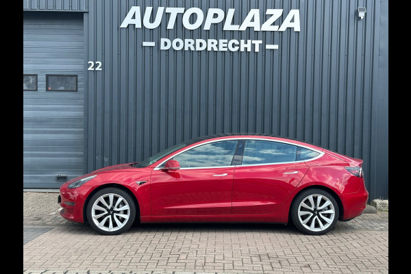 Tesla Model 3 Long Range AWD 75 kWh SOH 89€