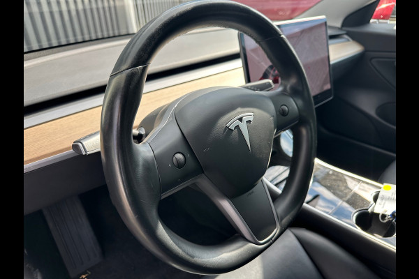 Tesla Model 3 Long Range AWD 75 kWh SOH 89€