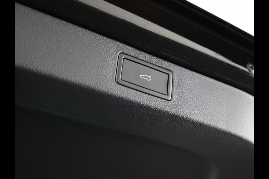 Škoda Kamiq Monte Carlo 1.0 TSI 115 pk 7 versn. DSG | Travel assist plus | Winter pakket