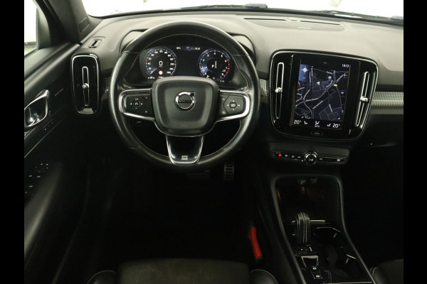 Volvo XC40 2.0 T5 R Design Luxury Line | Panoramadak | Adaptive cruise | 360 Camera | Stoel & stuurverwarming | 20'' | Carplay | Harman/Kardon | Navigatie | Leder/Alcanatara | Full LED | Memory