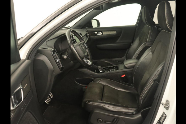 Volvo XC40 2.0 T5 R Design Luxury Line | Panoramadak | Adaptive cruise | 360 Camera | Stoel & stuurverwarming | 20'' | Carplay | Harman/Kardon | Navigatie | Leder/Alcanatara | Full LED | Memory