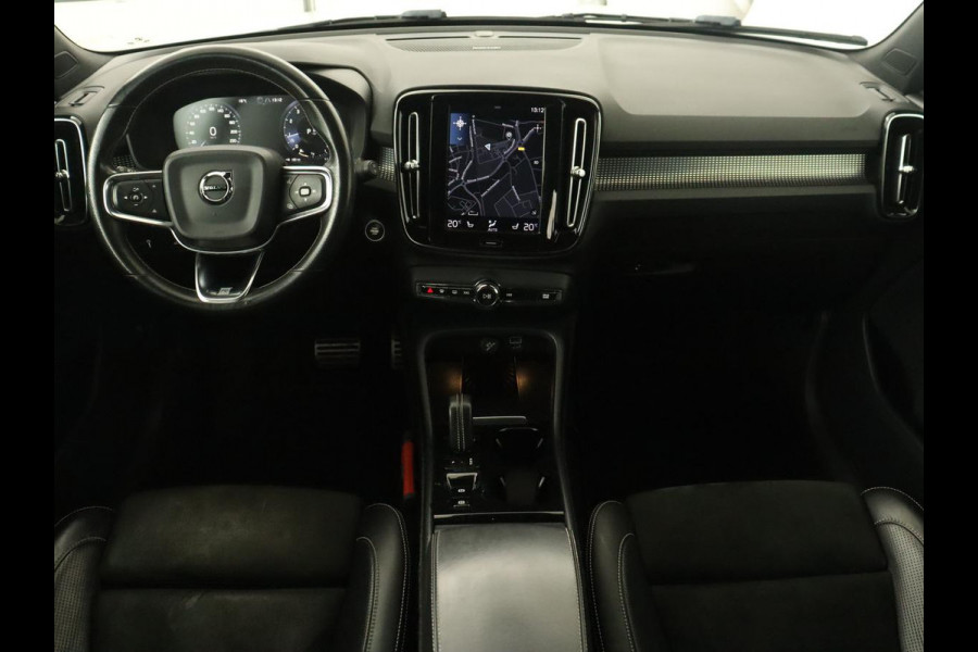 Volvo XC40 2.0 T5 R Design Luxury Line | Panoramadak | Adaptive cruise | 360 Camera | Stoel & stuurverwarming | 20'' | Carplay | Harman/Kardon | Navigatie | Leder/Alcanatara | Full LED | Memory