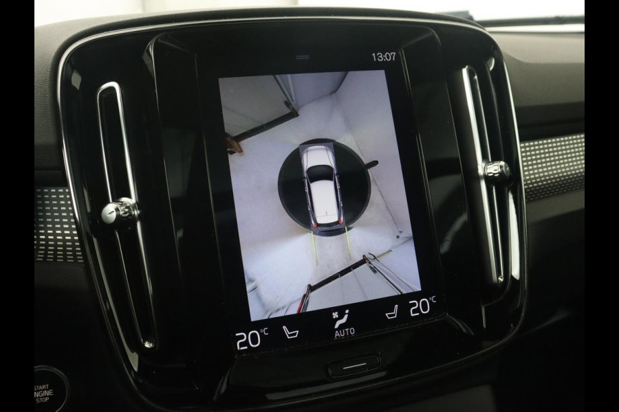 Volvo XC40 2.0 T5 R Design Luxury Line | Panoramadak | Adaptive cruise | 360 Camera | Stoel & stuurverwarming | 20'' | Carplay | Harman/Kardon | Navigatie | Leder/Alcanatara | Full LED | Memory
