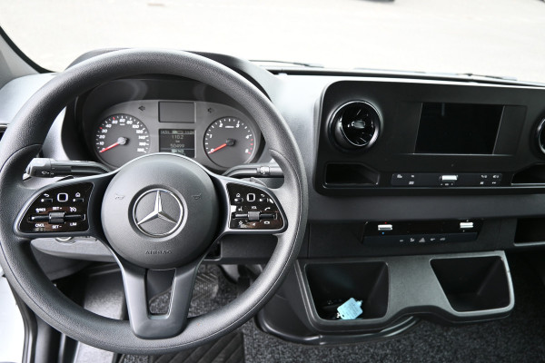 Mercedes-Benz Sprinter 317 CDI L3H2 RWD 3500 kg Trekhaak, Geveerde stoel, MBUX met camera
