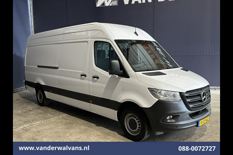 Mercedes-Benz Sprinter 315 CDI 150pk L3H2 Euro6 Airco | 360 Graden Camera | Navigatie | Apple Carplay | Android Auto | Cruisecontrol, Chauffeursstoel, Trekhaak, Stoelverwarming, 270 Gr. achterdeuren, Bijrijdersbank, Parkeersensoren