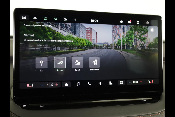 Škoda Enyaq 85 Business Edition 286 pk | Leder | 19 inch lichtmetalen velgen Škoda Enyaq 85 Business Edition 286 pk | Leder | 19 inch lichtmetalen velgen