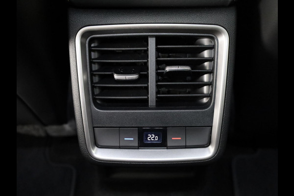 Škoda Enyaq 85 Business Edition 286 pk | Leder | 19 inch lichtmetalen velgen Škoda Enyaq 85 Business Edition 286 pk | Leder | 19 inch lichtmetalen velgen