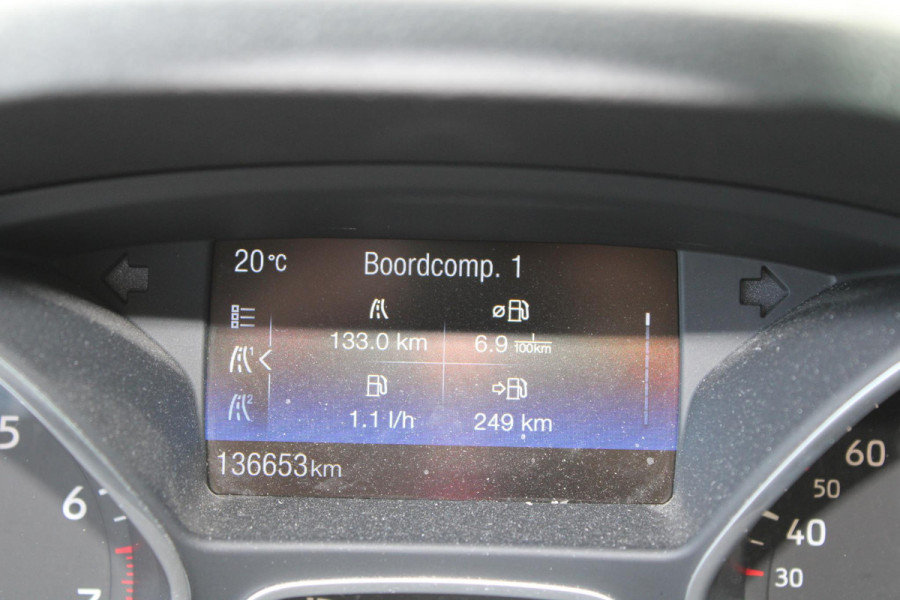 Ford C-MAX 1.0 EcoBoost 125 PK Titanium | Camera | Winterpack | Navigatie | 17 INCH Lichtmetalen Velgen | Climate Control | Cruise Control | Privacy Glass | Half lederen bekleding | Dealeronderhouden
