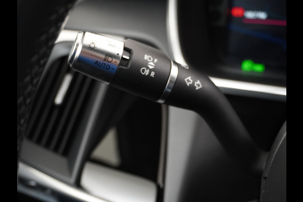 Jaguar I-PACE EV400 First Edition HSE 90kWh AWD Luchtvering Meridian®-Surround Audio Leder Memory Panoramadak 360°Camera Adap.Cruise Apple Car Lmv 22" DAB Bluetooth Led Stuur-Stoel-Achterbank-Voorruitverwarming Elek.Achterklep Zeer compleet, nieuwprijs €107.035 Origineel Nederlandse Auto